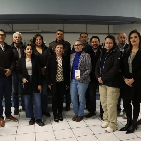 Equipo del proyecto PIMUS Ensenada, lleva a cabo taller de análisis FODA con actores claves de los sectores empresarial y académico.